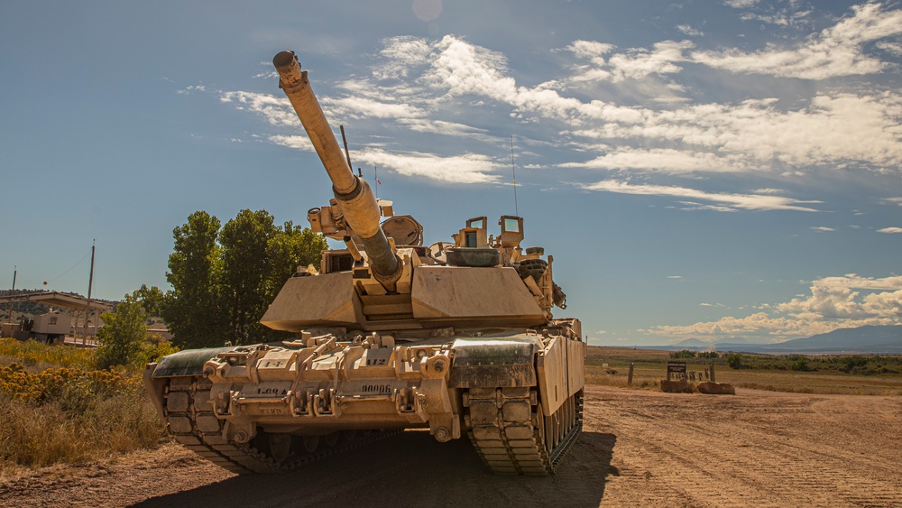 1-68AR, 3ABCT qualify on M1A1 Abrams Tank