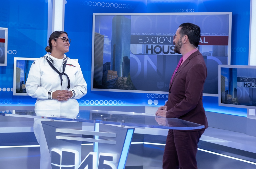 MU3 Nicole Maldonado Interview with Noticias 45 Houston