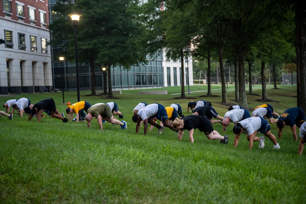 Military members assigned to the Defense Threat Reduction Agency (DTRA), conduct a joint physical training (PT) session at DTRA headquarters on Fort Belvoir, Va. Sep. 19, 2025. (DoW photo by Christopher R. Nicely) Military members assigned to the Defense Threat Reduction Agency (DTRA), conduct a joint physical training (PT) session at DTRA headquarters on Fort Belvoir, Va. Sep. 19, 2025. (DoW photo by Christopher R. Nicely)