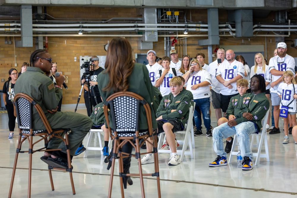 Make-A-Wish Minnesota, Minnesota Vikings, service members grant wishes