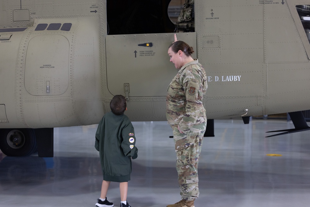 Make-A-Wish Minnesota, Minnesota Vikings, service members grant wishes