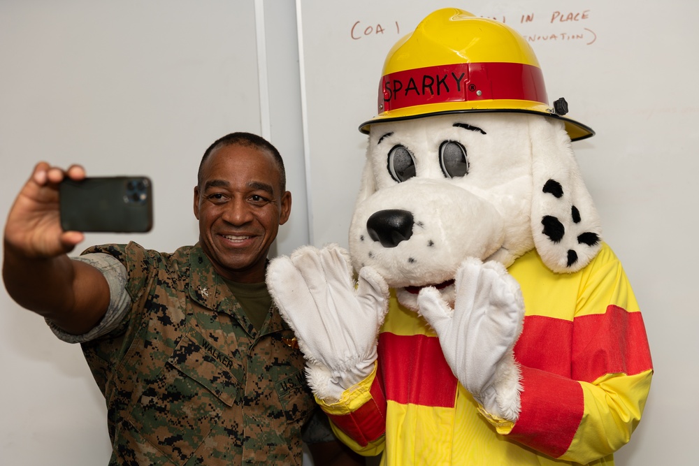 Col Walker signs Fire Prevention Proclamation