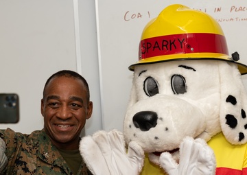 Col Walker signs Fire Prevention Proclamation