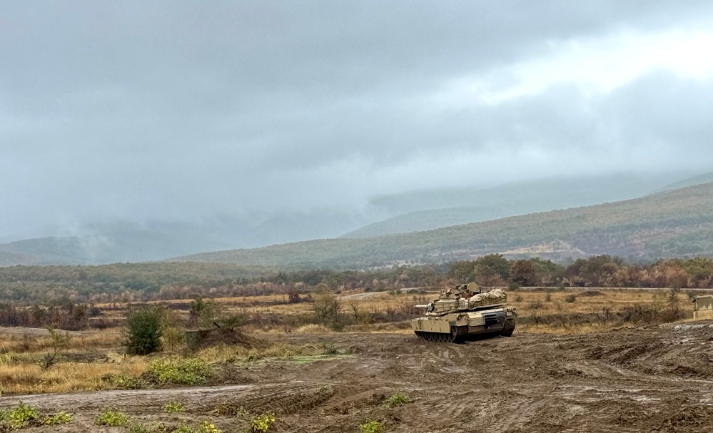 1st ABCT, 1st Infantry Division, M1A2 Abrams Conduct Table VI Gunnery at Novo Selo Training Area