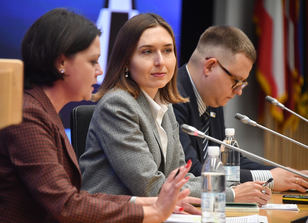 Program on Applied Security Studies Panel: Ukraine as a Case Study