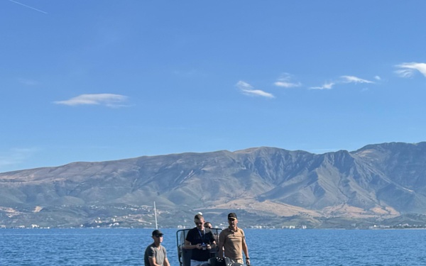 EODMU 8 Participates in APMCM