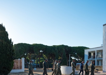 Commander, U.S. 6th Fleet, Visits NAVSTA Rota