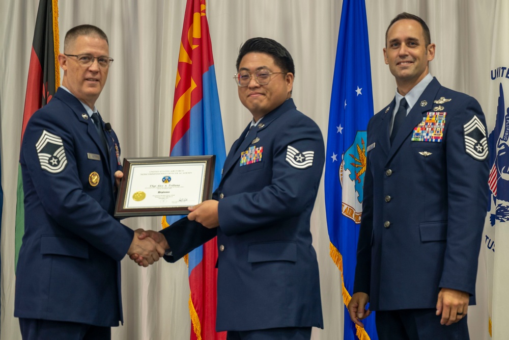 ALS/NCOA class 25-6, 25-F graduation