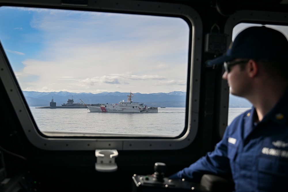 U.S. Coast Guard MFPU-Bangor and Fast Response Cutter Conduct Submarine Escort