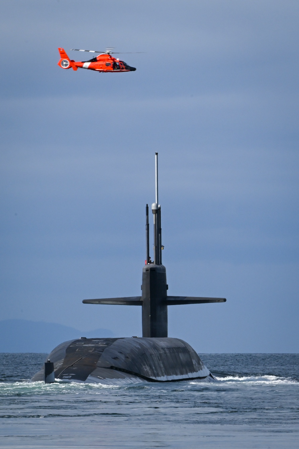 U.S. Coast Guard MFPU-Bangor and Fast Response Cutter Conduct Submarine Escort