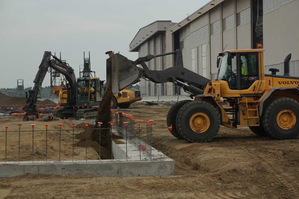 Super Hangar for Super Galaxies under construction