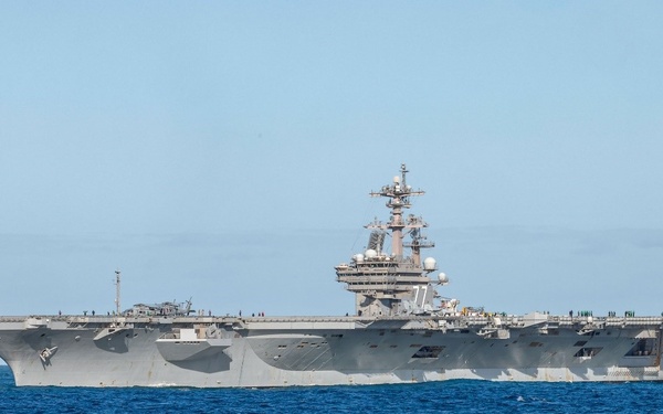 USS George H W Bush (CVN 77) Maneuvers into Formation