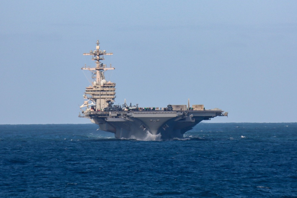 USS George H W Bush (CVN 77) Maneuvers into Formation