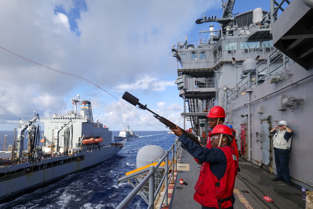 USS Iwo Jima Conducts Resupply