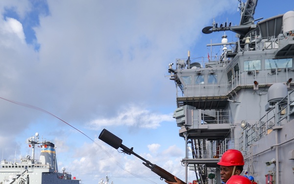 USS Iwo Jima Conducts Resupply