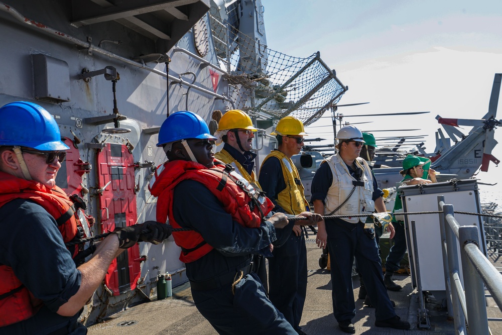 USS Iwo Jima Conducts Resupply
