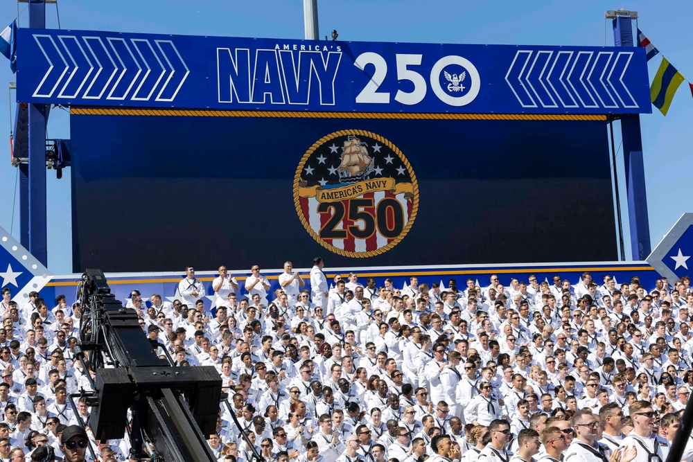 Trump Visits Naval Station Norfolk