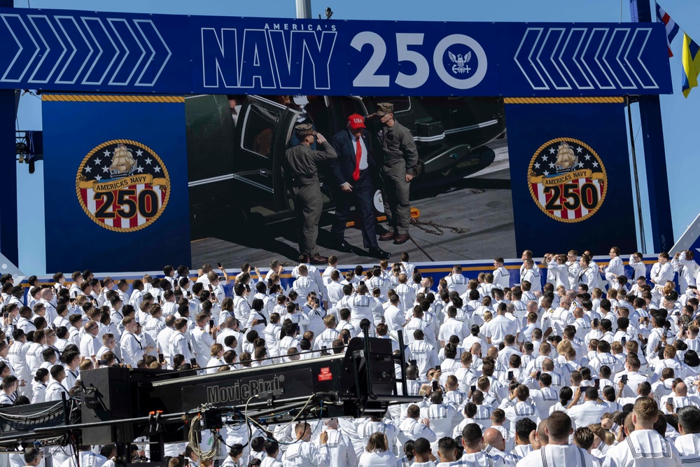 Trump Visits Naval Station Norfolk