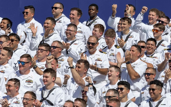 Trump Visits Naval Station Norfolk