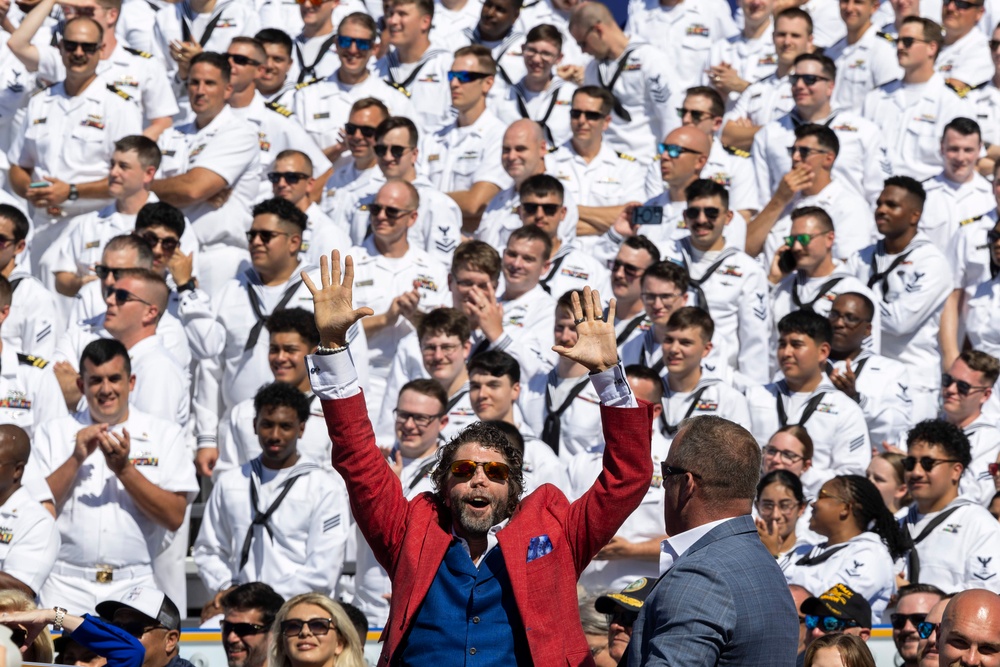 Trump Visits Naval Station Norfolk