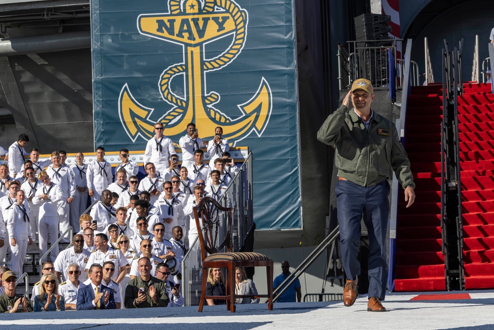 Trump Visits Naval Station Norfolk