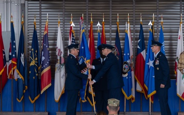 Colonel Mark Hamilton assumes command of 1st Special Operations Wing