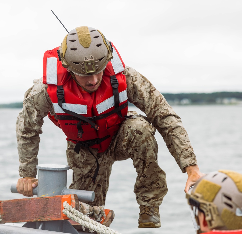 EOTG &amp; 8th ESB Coxswain Course