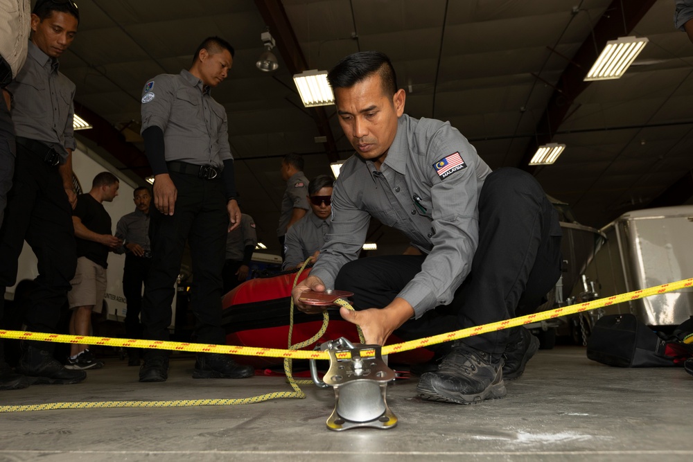 Washington National Guard, state agencies host disaster response training with Malaysian partners