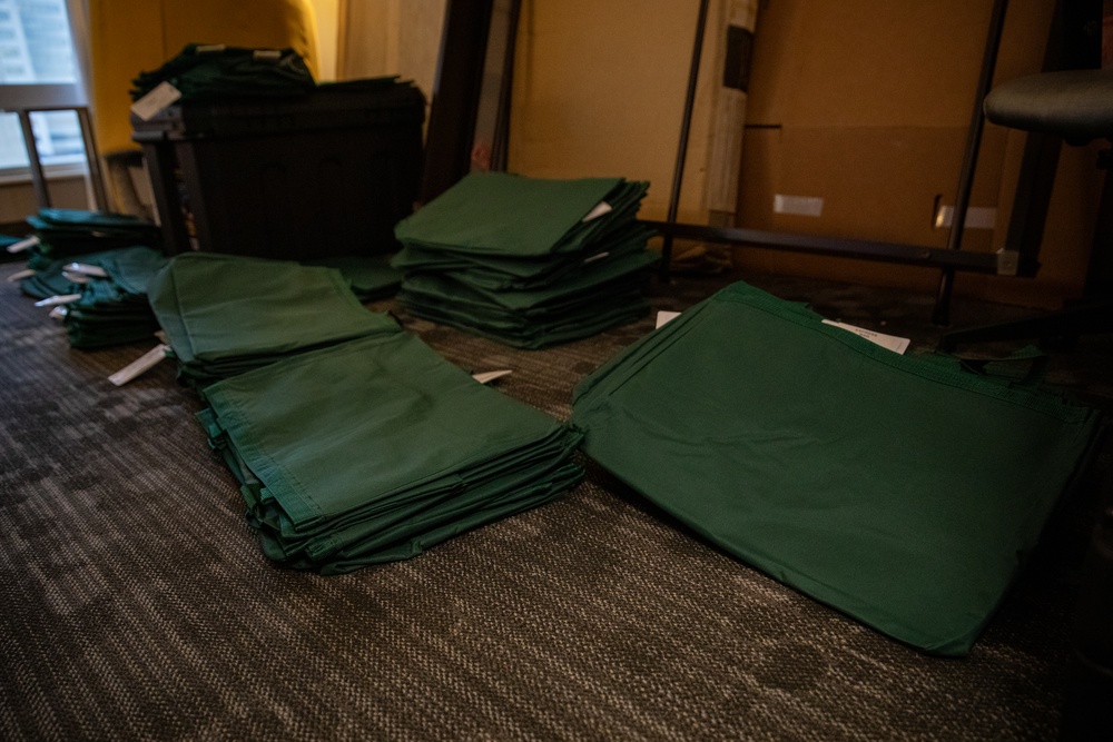 Laundry Bags for Troops in Washington, D.C.