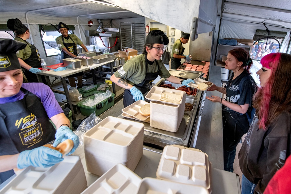 Oregon National Guardsmen show off culinary skills at Taste of Trades