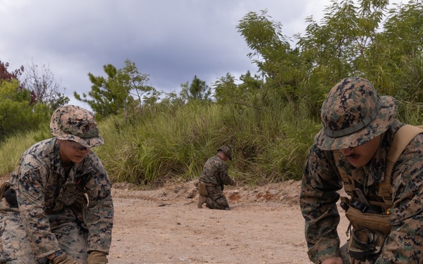 U.S. Marines with 9th Engineer Support Battalion conduct explosive ordinance disposal training for Resolute Dragon 25  