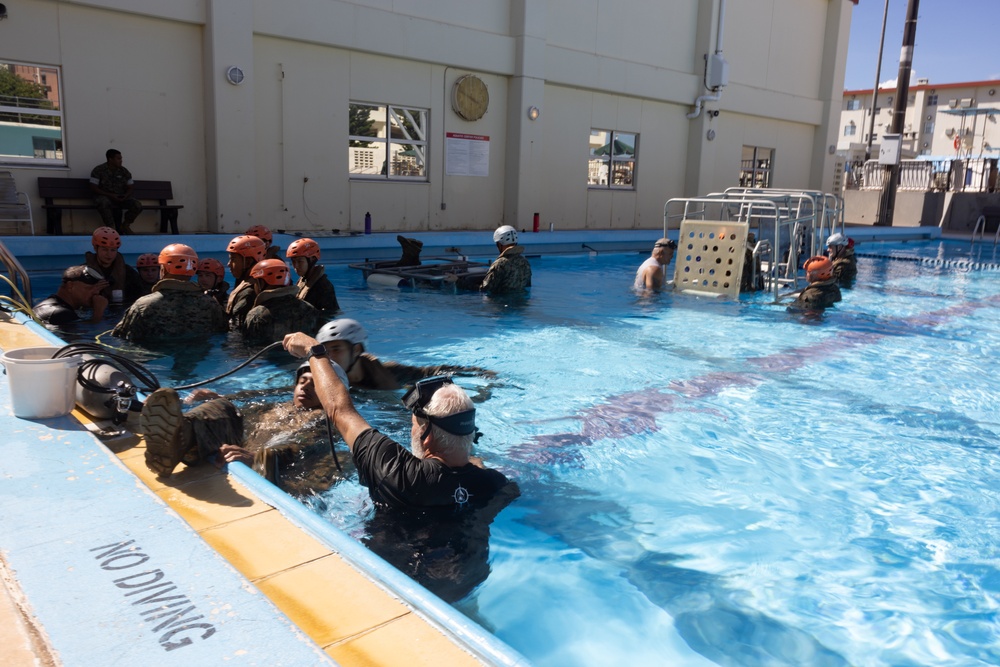 U.S. Marines conduct underwater egress training
