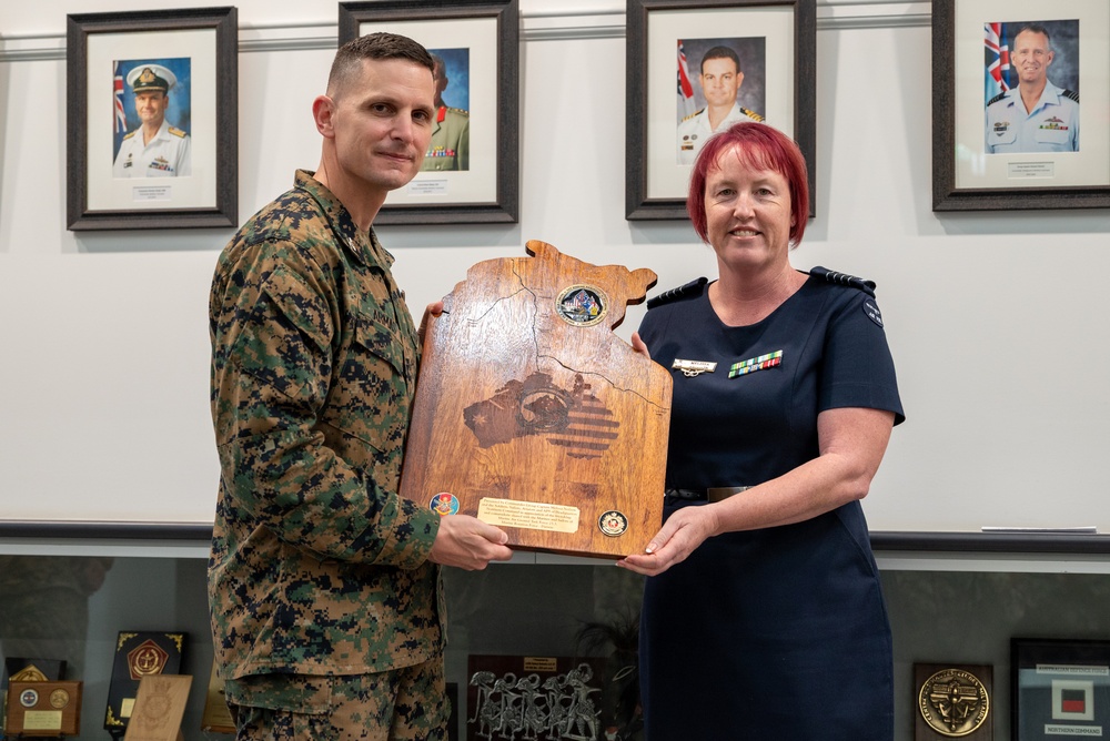 MRF-D 25.3: U.S. Marines, ADF host farewell ceremony