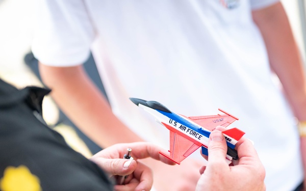 Viper Demo performs at Sun 'N Fun 2025