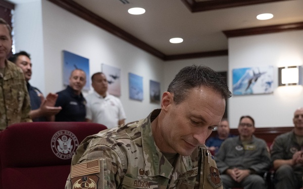 47 FTW Commander Signs Fire Prevention Week Proclamation