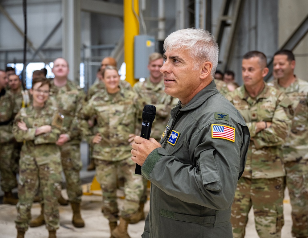 445 AW Commander Host commander's call