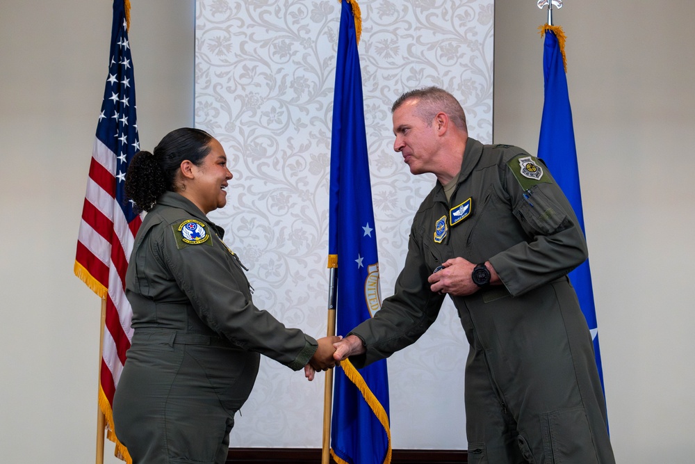 18th AF leaders visit Scott’s host wing, emphasize future-focused readiness