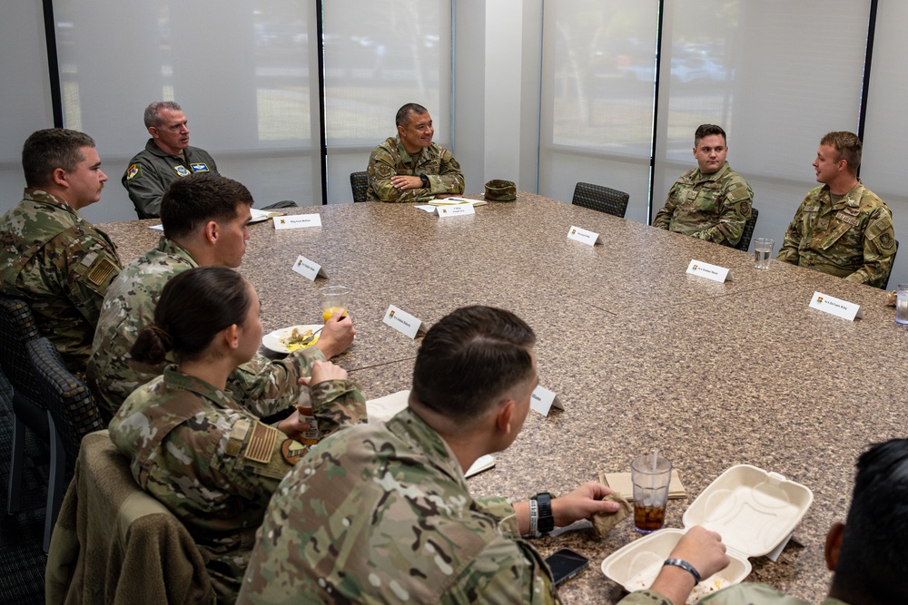 18th AF leaders visit Scott’s host wing, emphasize future-focused readiness