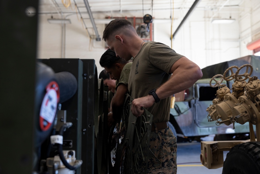 1st Maintenance Battalion performs daily duties