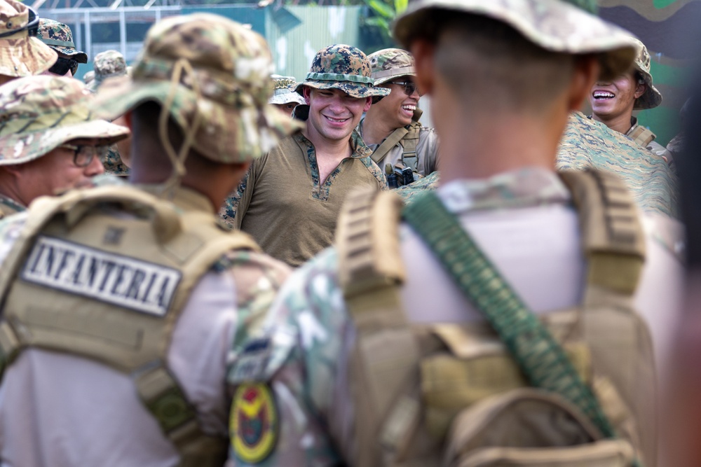 Marines Prepare for the Combined Jungle Operations Course in Panama