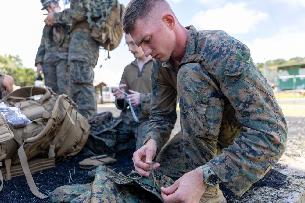 Marines Prepare for the Combined Jungle Operations Course in Panama