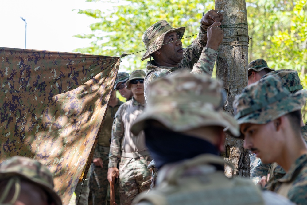 Marines Prepare for the Combined Jungle Operations Course in Panama