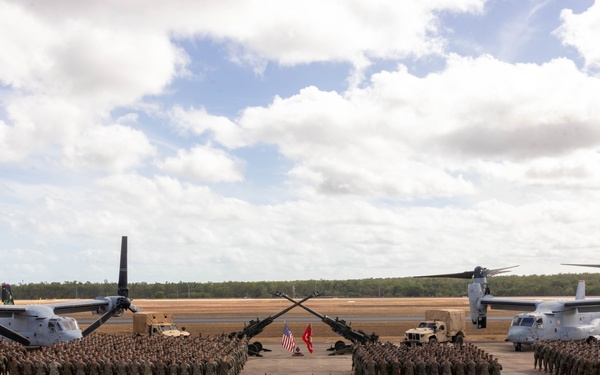 MRF-D 25.3: U.S. Marines participate in MAGTF group photo and coining ceremony