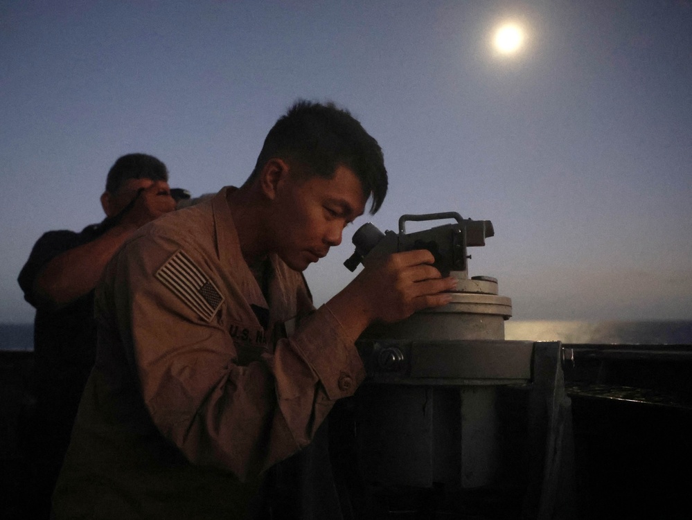 USS Roosevelt (DDG 80) Conducts VIPER Evolution in the Alboran Sea
