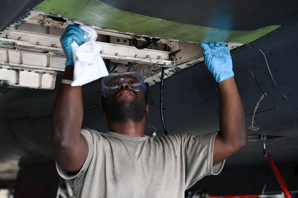 No Maintenance, No Airpower