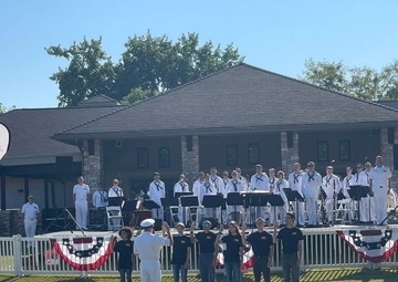 Navy Band Great Lakes Performs for MWR’s “Stars, Stripes, and Remembrance” Event
