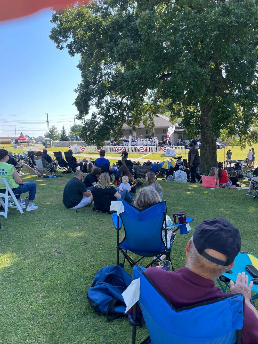 Navy Band Great Lakes Performs for MWR’s “Stars, Stripes, and Remembrance” Event