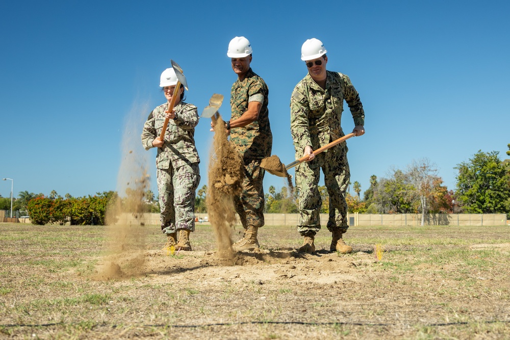 Groundbreaking Ceremony for Ambulatory Care Center Construction
