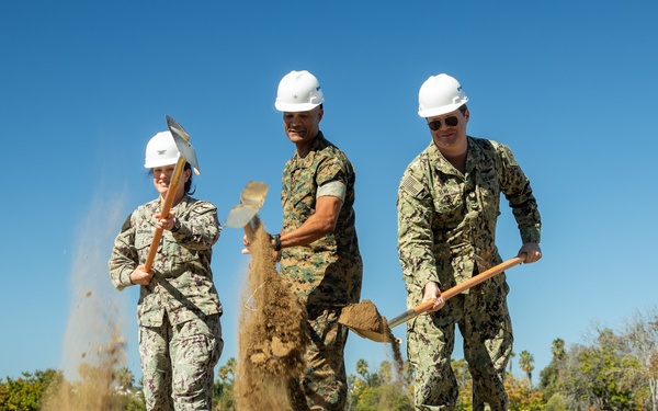 Groundbreaking Ceremony for Ambulatory Care Center Construction