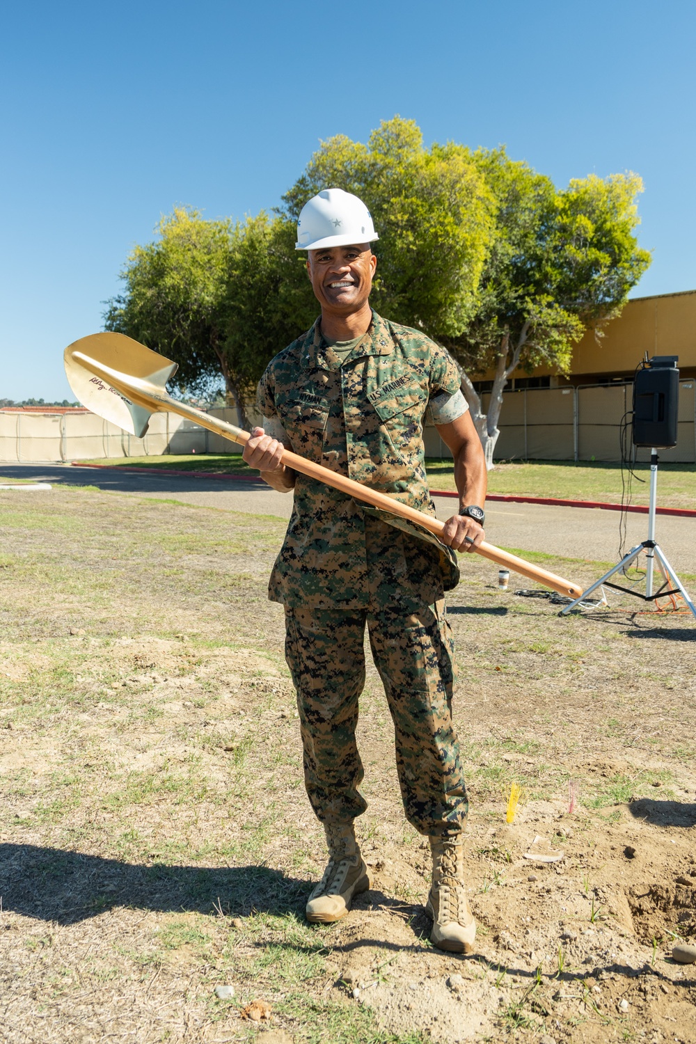 Groundbreaking Ceremony for Ambulatory Care Center Construction